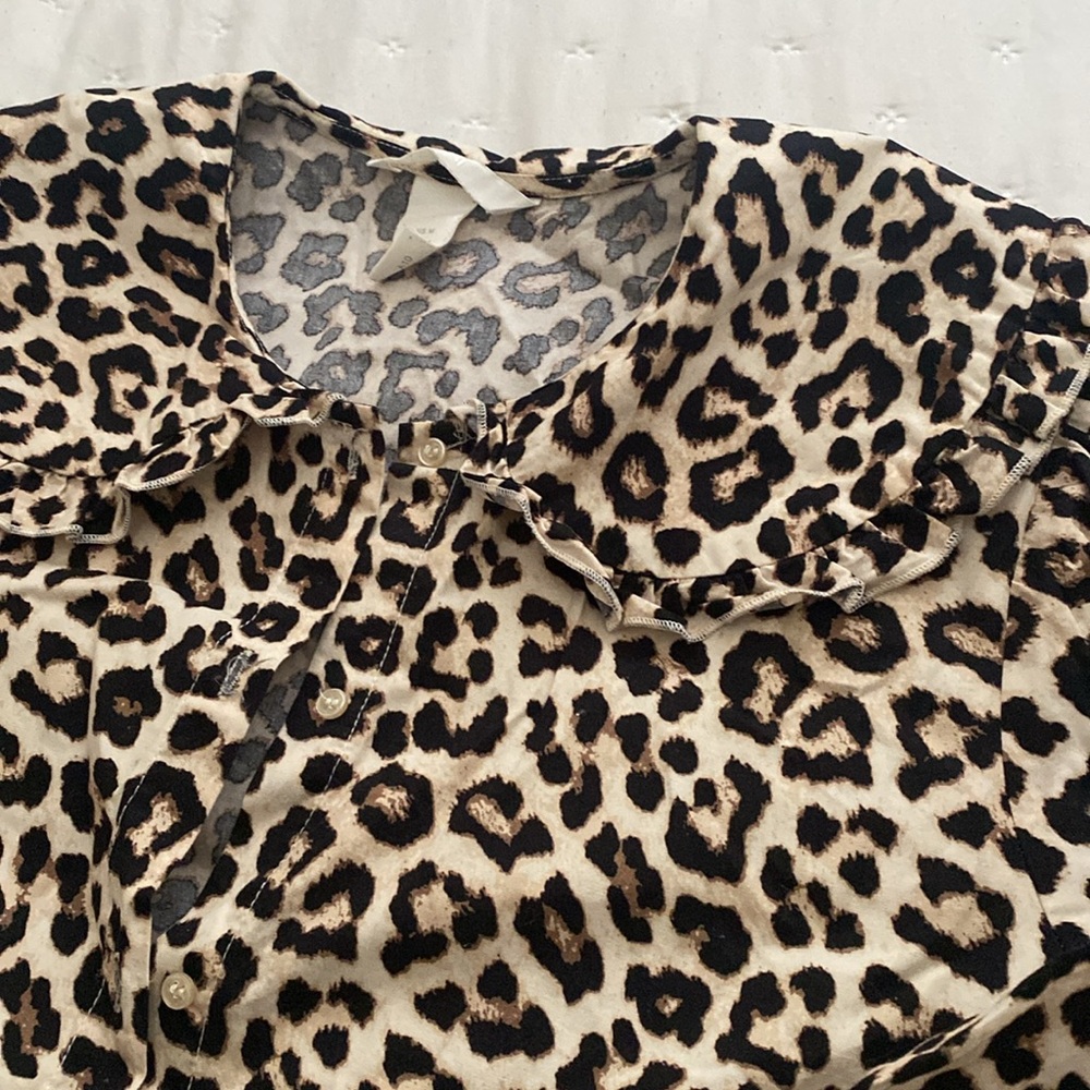 Ruffle Collar Leopard Print Button Down Shirt - image 2